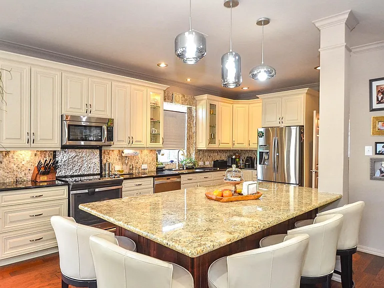 12306 S Shadow Cove Dr — Photo 16