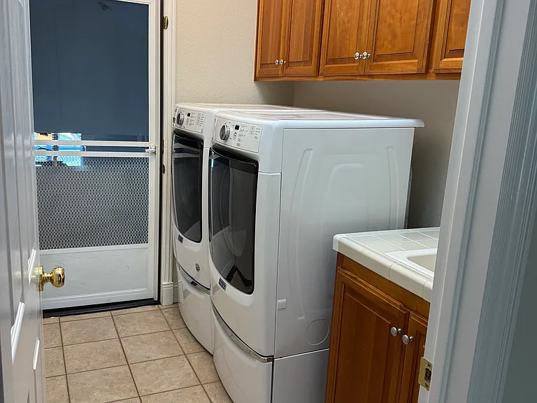 Laundry room pass-thru from garage