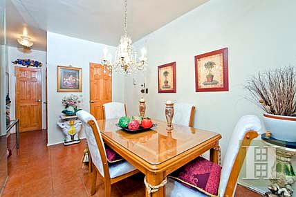 2nd image of 415 Grand St APT E1705