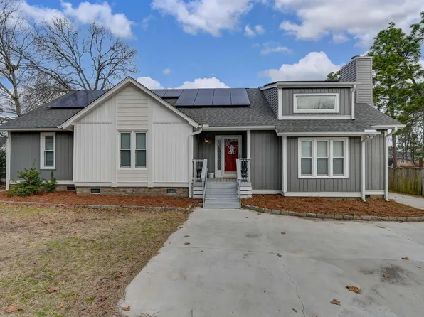 416 Pin Oak Dr, Lexington, SC 29073