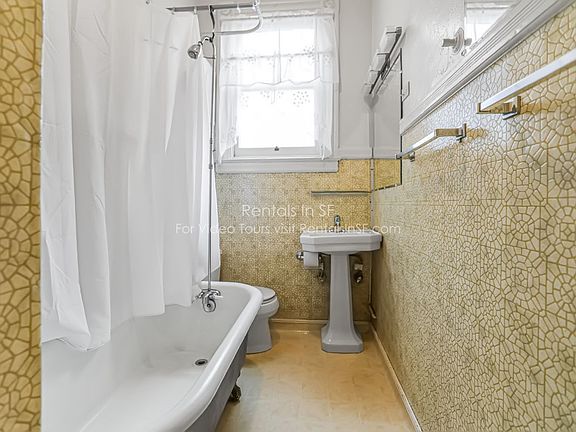 5th image of 379 San Jose Ave