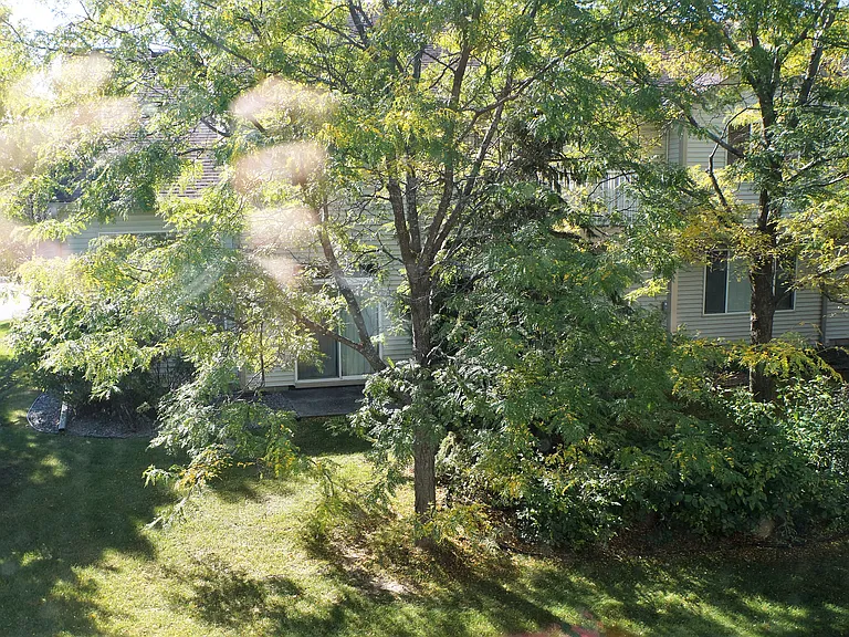 2212 White Water Way — Photo 18