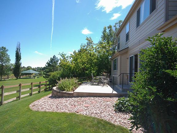Backyard (Opens to Park)