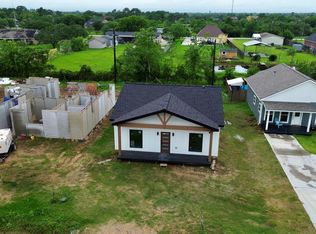 510 Jenni Ln, San Leon, TX 77539