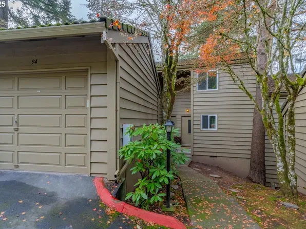 94 Cervantes Cir, Lake Oswego, OR 97035