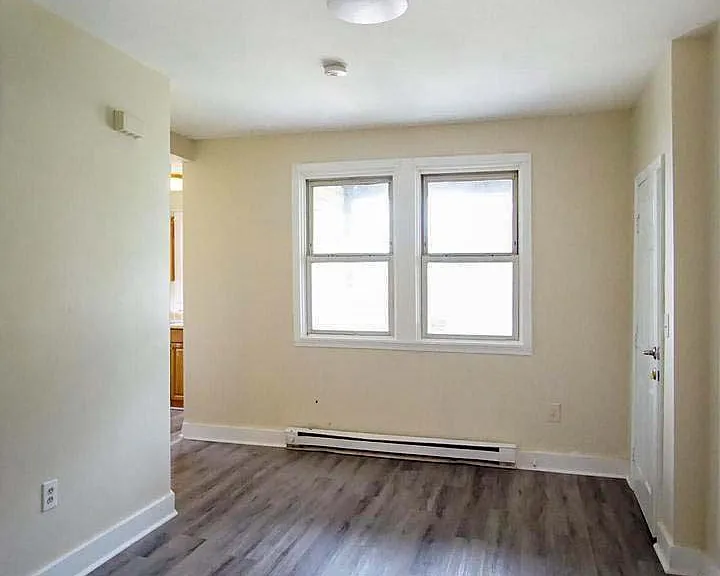 5200 Ballman Ave #3 — Photo 8