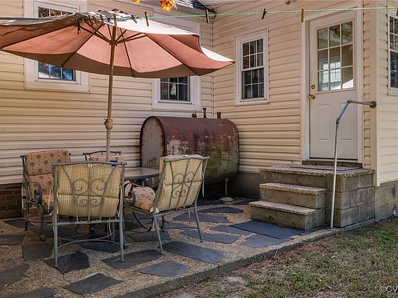 4th image of 5522 Willis Ln