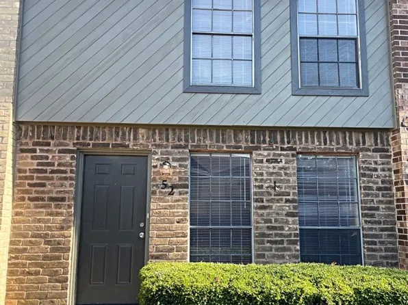 2700 N 16th St APT 52, Beaumont, TX 77703