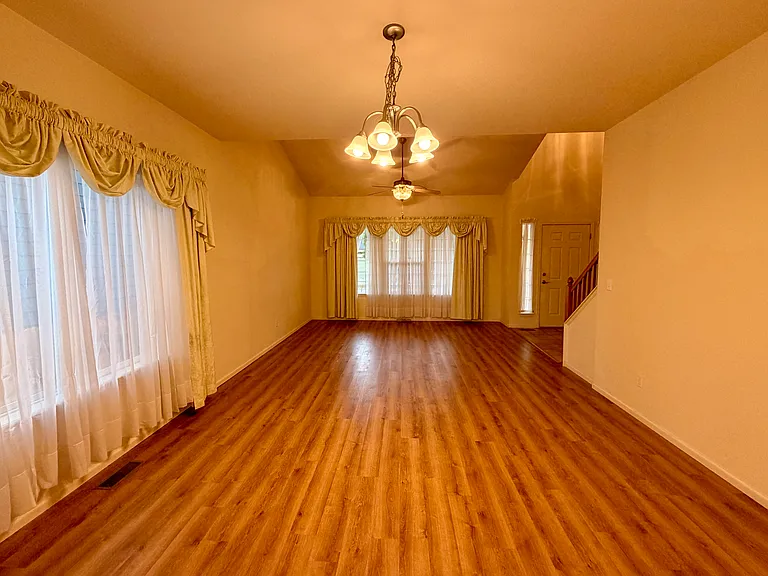 1766 Preston Dr — Photo 5