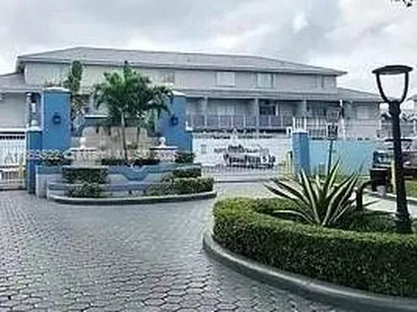 8390 NW 103rd St APT 205H, Hialeah Gardens, FL 33016