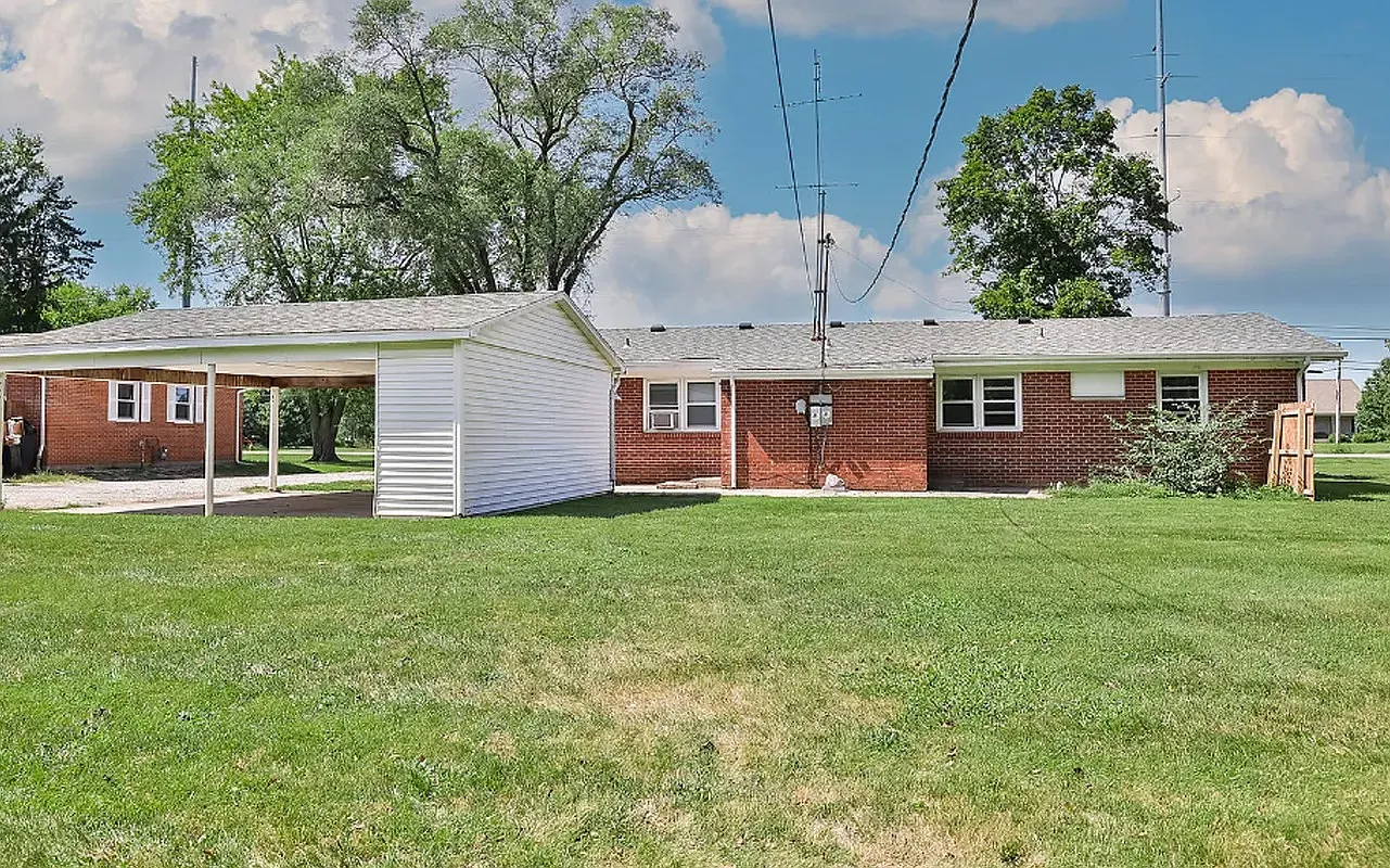 2 bed, 900 sqft, $1,000 — Photo 4