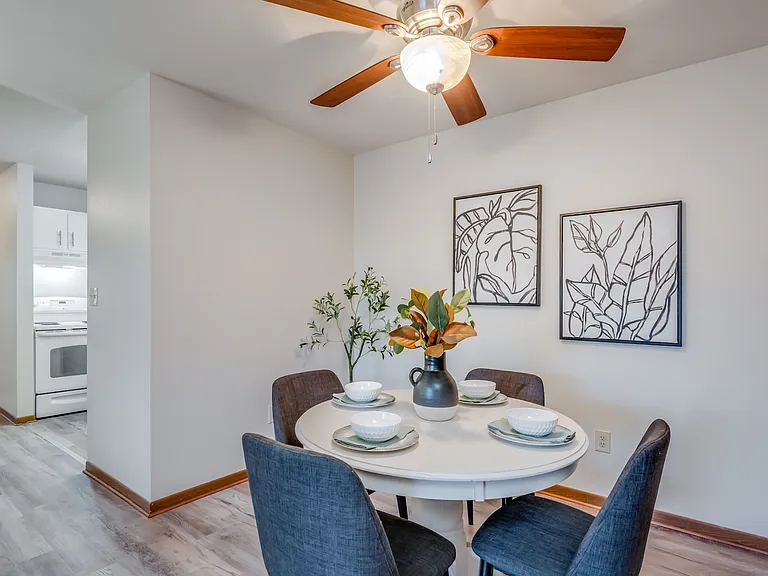 Harbor Ridge Apartments — Photo 7
