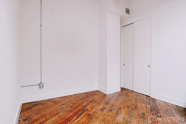 Rented by City Connections Realty | media 25