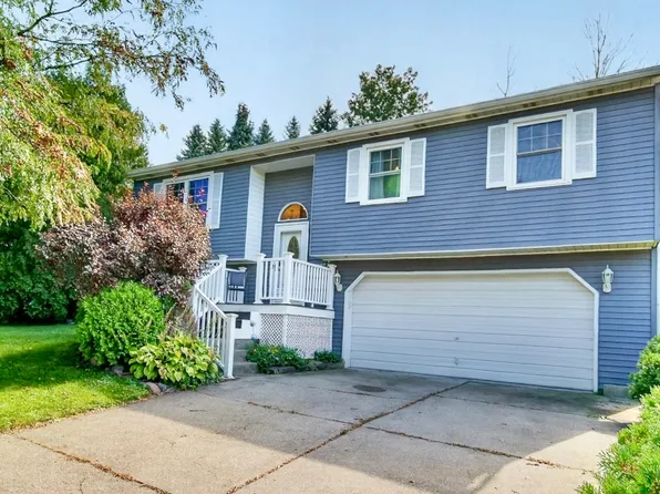 2903 Marcella Dr, Erie, PA 16506