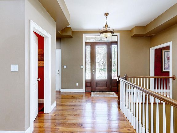 5th image of 1220 Masters Dr