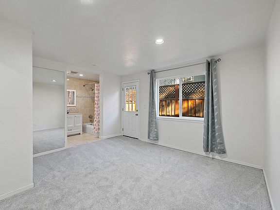 5th image of 1177 Smith Ave #1