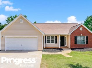 947 Damson Trl, Hampton, GA 30228
