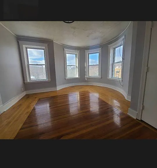 218 West St — Photo 9