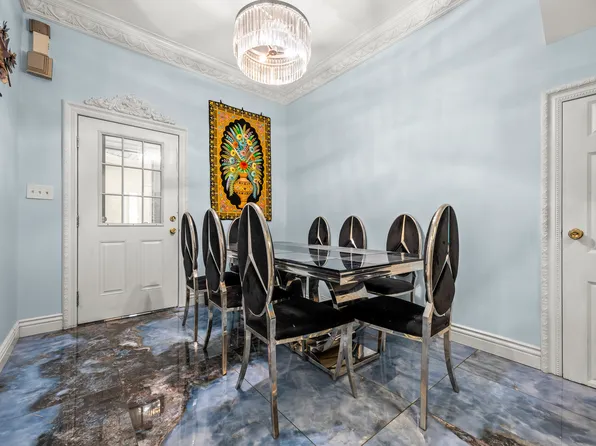 235 East 19th Street image 10 of 24