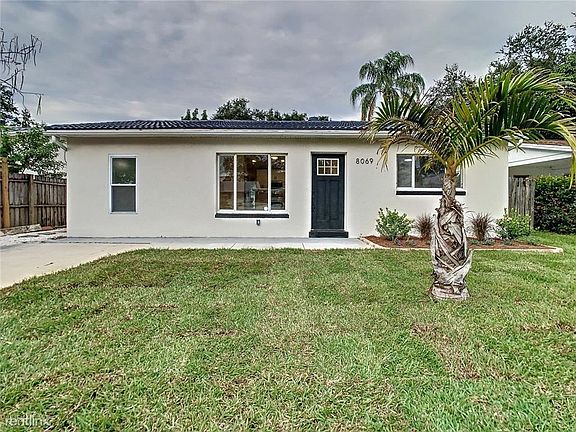 5th image of 8069R 25th Ave N