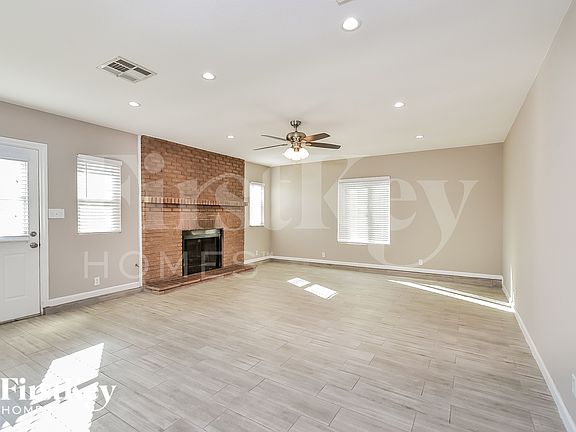 3rd image of 6381 Newville Ave