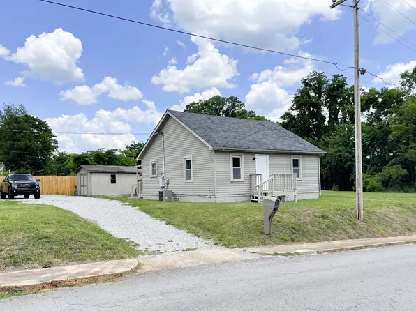 236 Tennessee Ave S, Cowan, TN 37318