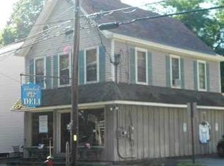 112 E Market St, Rhinebeck, NY 12572