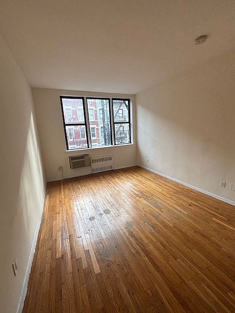 1st image of 409 E 88th St APT 3A