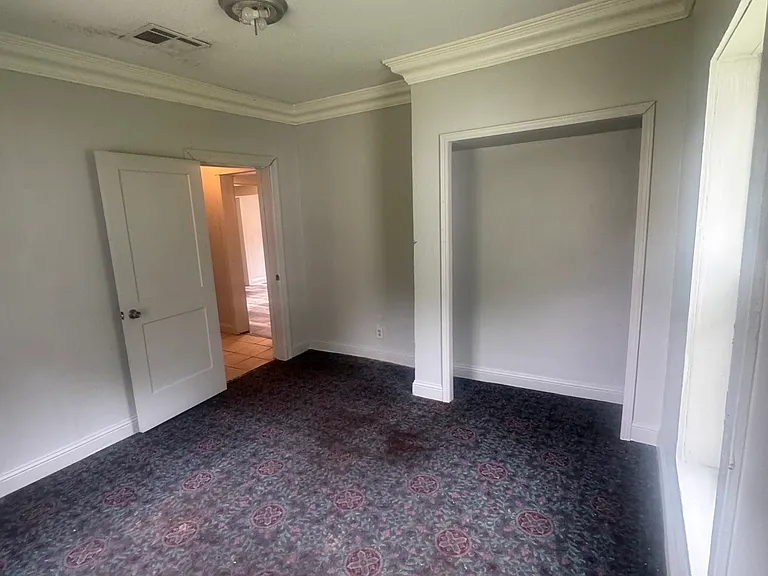 437 Woodrow St — Photo 6