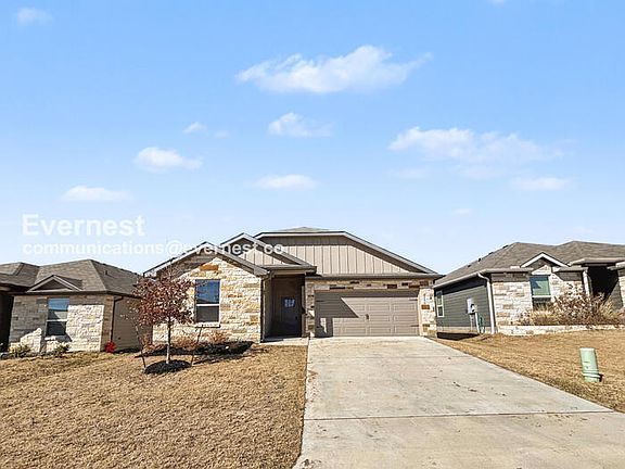 2nd image of 2236 Hornbeam St
