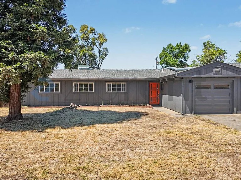 1937 Terrace Dr — Photo 1