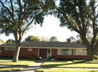 2615 Warren Cir, Irving, TX 75062