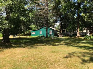 W1050 Wisteria Rd, Genoa City, WI 53128