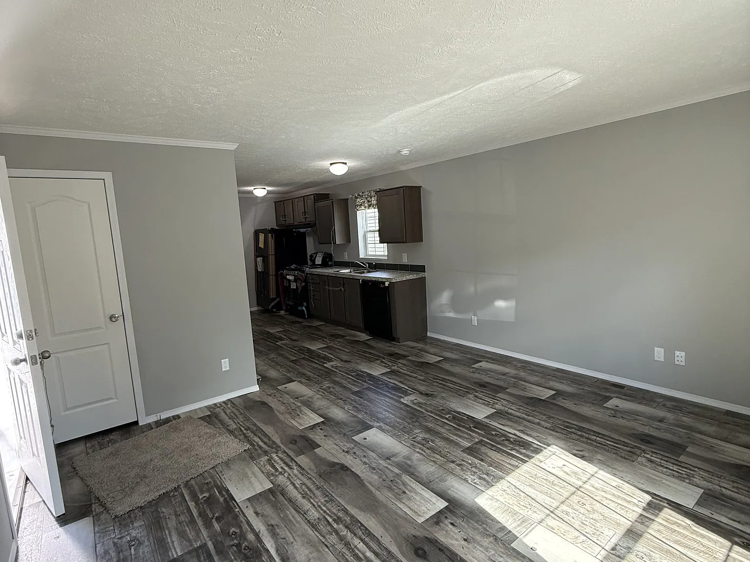 Maple Court MHP - 42 — Photo 4