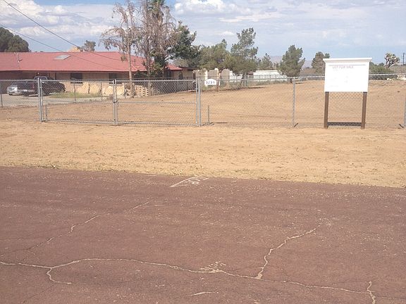5th image of 9895 Arroyo Ave