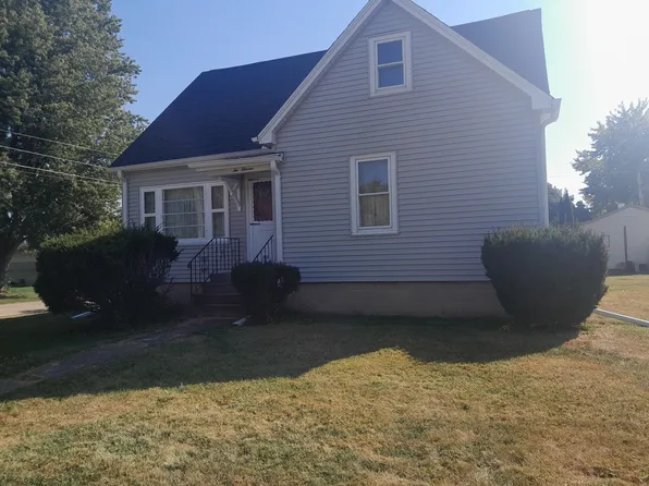 211 4th Ave, Mendota, IL 61342