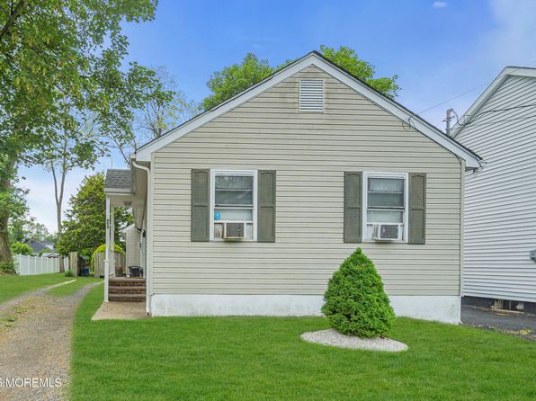 28 Lockwood Avenue, Freehold, NJ 07728