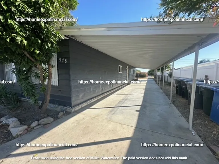 978 Bettina Way — Photo 6