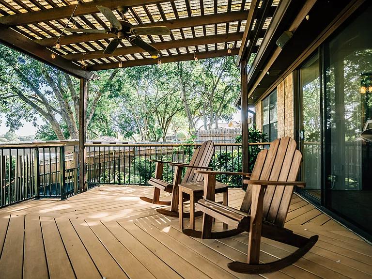 6309 Riviera Dr — Photo 43
