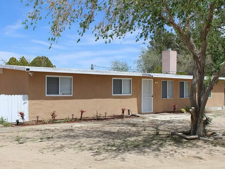 18062 Eucalyptus Rd — Photo 21