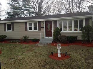 4 Wild Berry Dr, Cranston, RI 02920