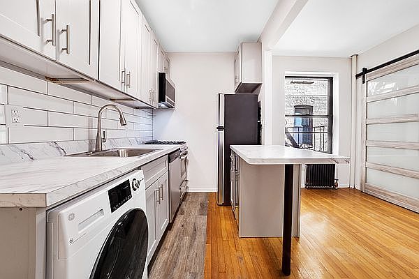 1st image of 542 E 82nd St #21A