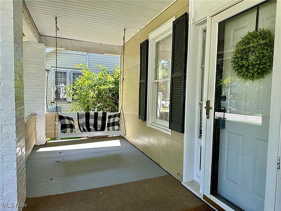 2nd image of 1528 20th St
