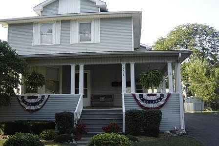 4th image of 934 Woodlawn Ave #2