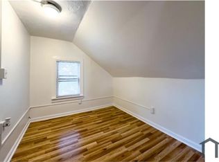 54 Elliot St #3, Worcester, MA 01605