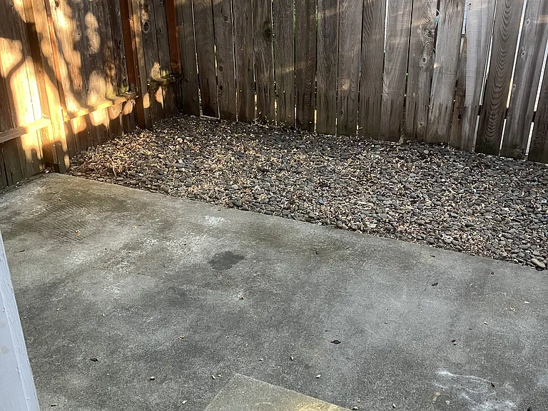 310 NE Terry Ln #2D — Photo 11