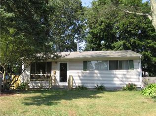 377 Indigo St, Groton, CT 06355