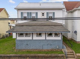 1004 S Pittsburgh St, Connellsville, PA 15425
