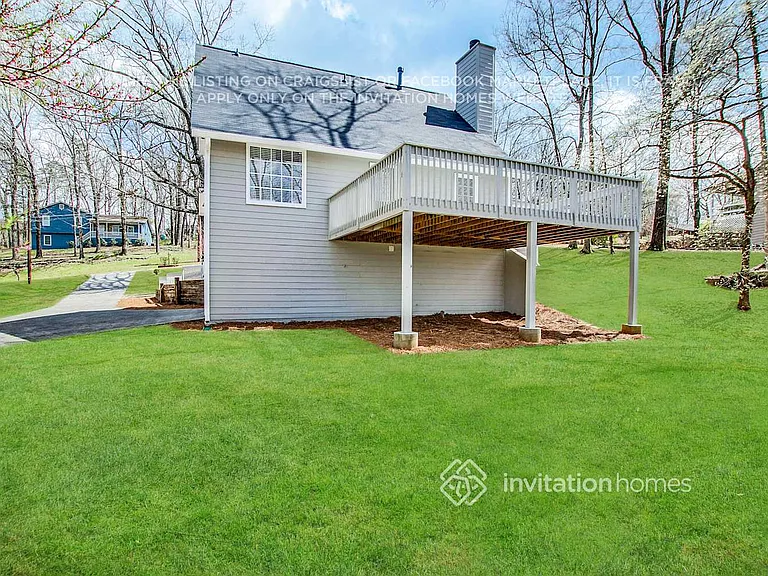 281 Lancaster Cir — Photo 23