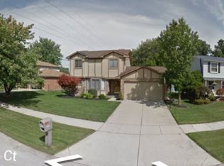 25141 Blanche Ct, Brownstown, MI 48134